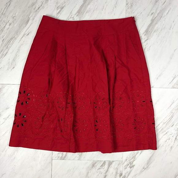 LOFT Dresses & Skirts - Loft Crimson Skirt Size 8P EUC
